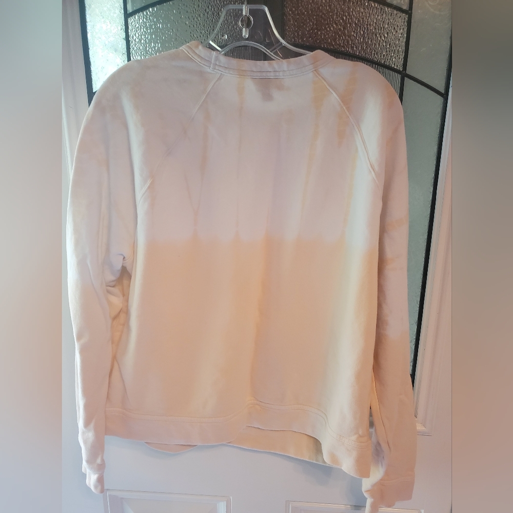 Good condition Peach color tiedye sweater top, womens Large - Picture 2 of 9